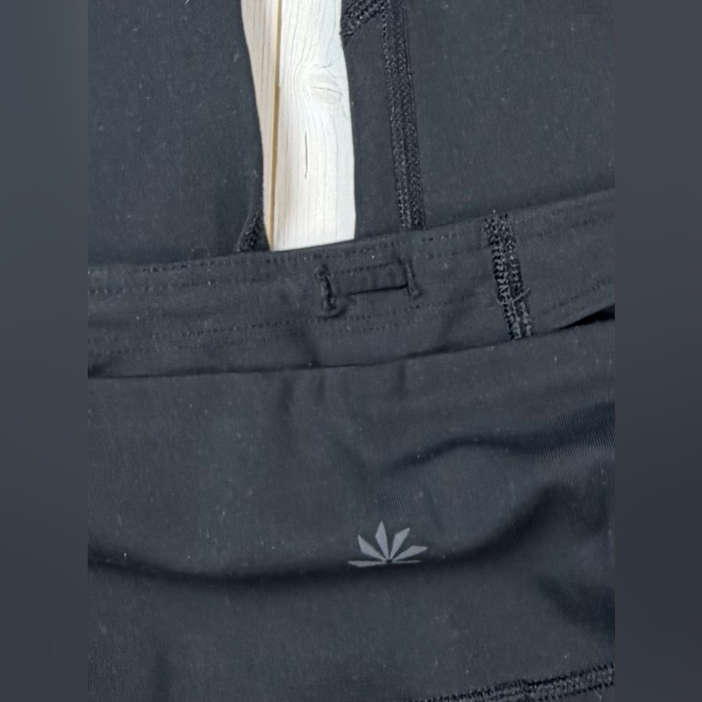 Athleta Capri Leggings in Black Size Small - Picture 7 of 11